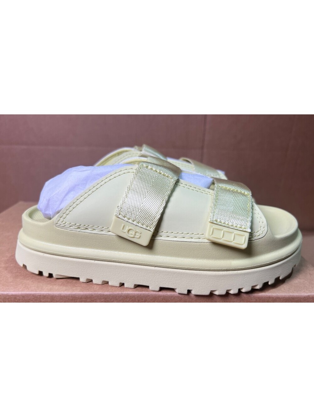 New with box Ugg golden glow sandals girls size 2
